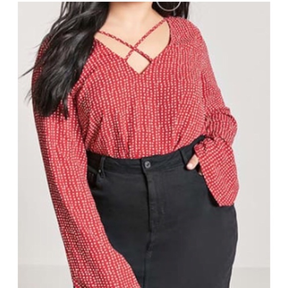 Forever 21 Tops - Forever 21 Plus Top Red Geo Print Caged V Neck